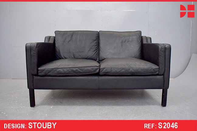 Classic vintage Ox-leather box frame 2 seat sofa | Stouby
