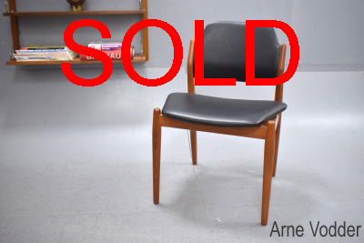 Arne Vodder single teak chair | Model 462