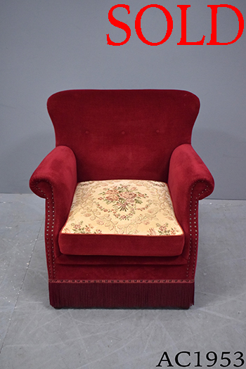 Danish low back armchair | Red velour