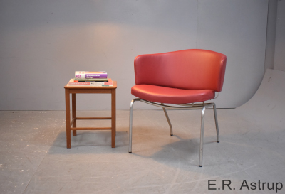 Red leather office chair | E.R. Astrup