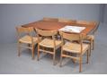 Lovely set of Hans Wegner design dining furniture, CH23 chairs and AT303 table.