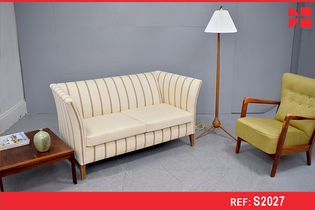 Classic box-frame 2 seat sofa in striped wool upholstery