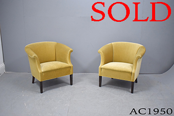 1950s club chair | Gold draylon