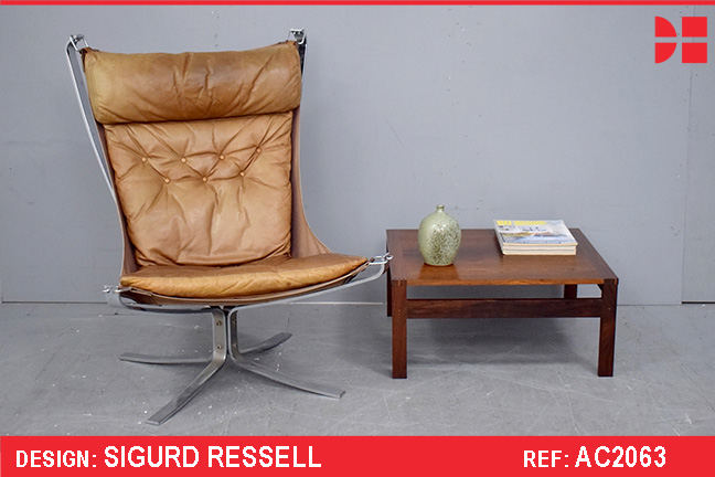 Vintage high back FALCON chair in Tan leather | Sigurd Ressell