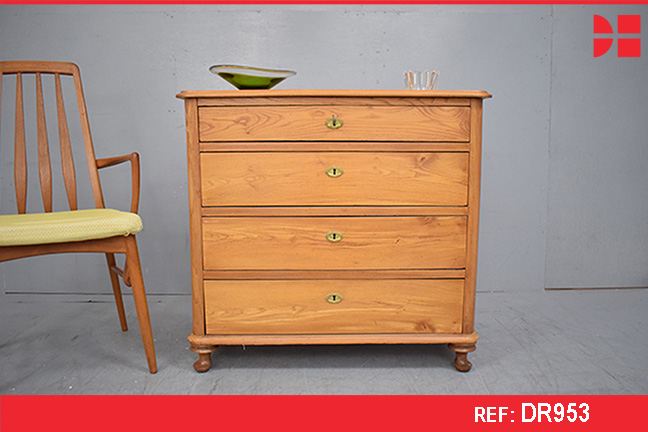 Antique solid elm timber chest of drawers | 1850s