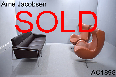 Arne Jacobsen EGG CHAIR | Leather swivel & tilt
