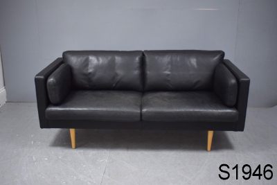 Erik Ole Jorgensen sofa EJ220 | black leather upholstry