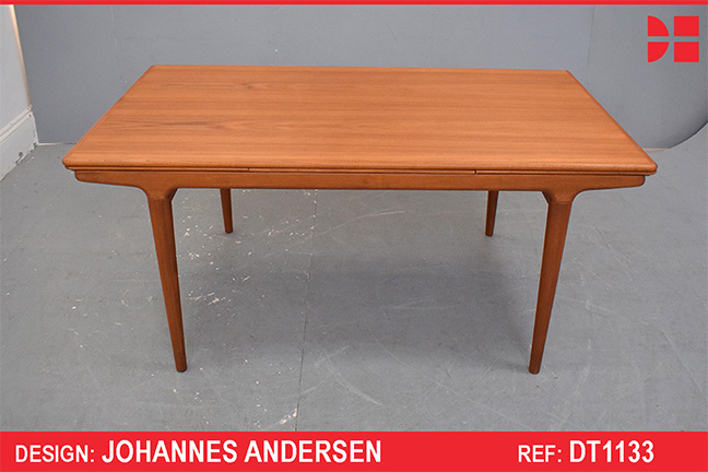 Vintage teak dining table with 2 pull out leaves | Johannes Andersen design