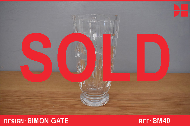 Tusen Fönster "thousand windows" crystal vase designed by Simon Gate for Orrefors 