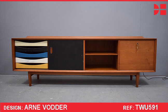 Rare Arne Vodder sideboard | Teak model OS35 Sibast