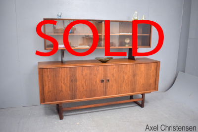 Vintage rosewood sideboard with hutch | Axel Christensen & Co