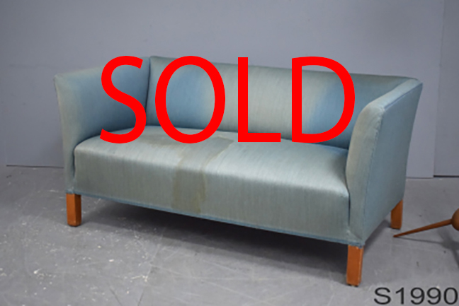 Classic box frame 1940s 2 seat sofa | Reupholstery project