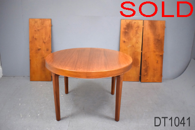 Antique round dining table | Cuban Mahogany