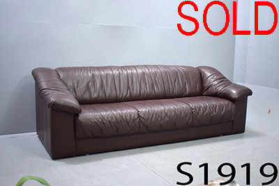 Long & low 3 seat sofa | Brown buffalo leather