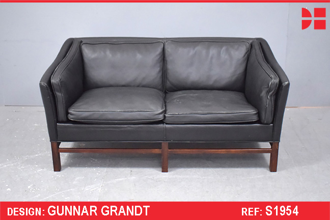 Vintage black leather 2 seat sofa designed by Gunnar Grandt 