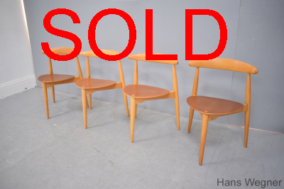 Hans Wegner heart chairs | model FH4103