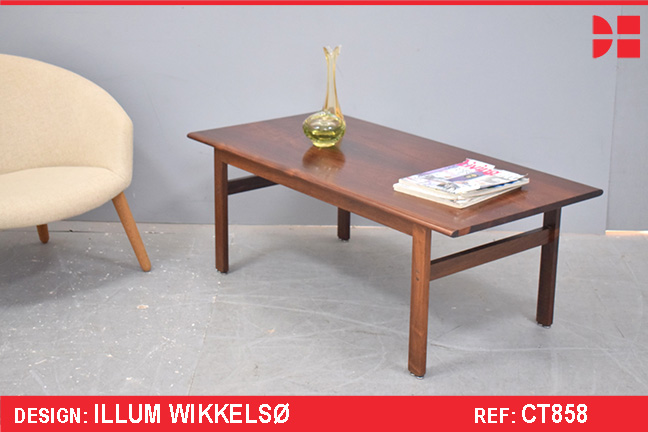 Illum Wikkelsoe coffee table | Vintage rosewood 