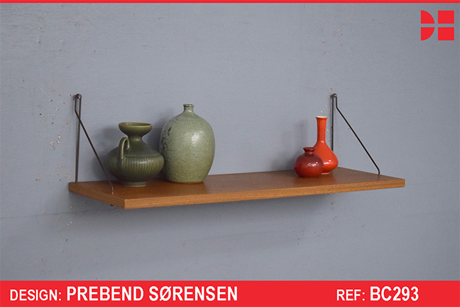 Vintage teak wall mounted display shelf with brass supports | PS System