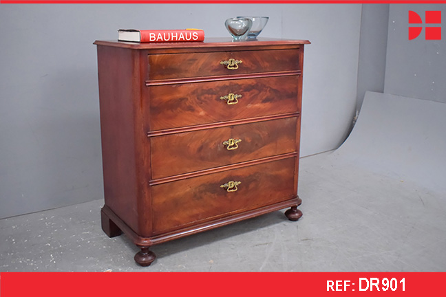 Antique chest of 4 drawers | Mahogany