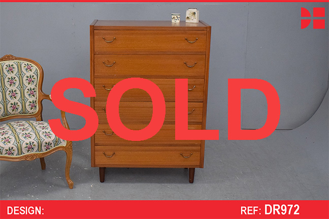 Spacious 6 drawer chest of drawers - Polished mahogany