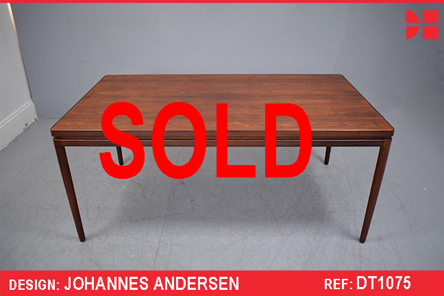 Johannes Andersen dining table with 2 extra leaves | Vintage rosewood