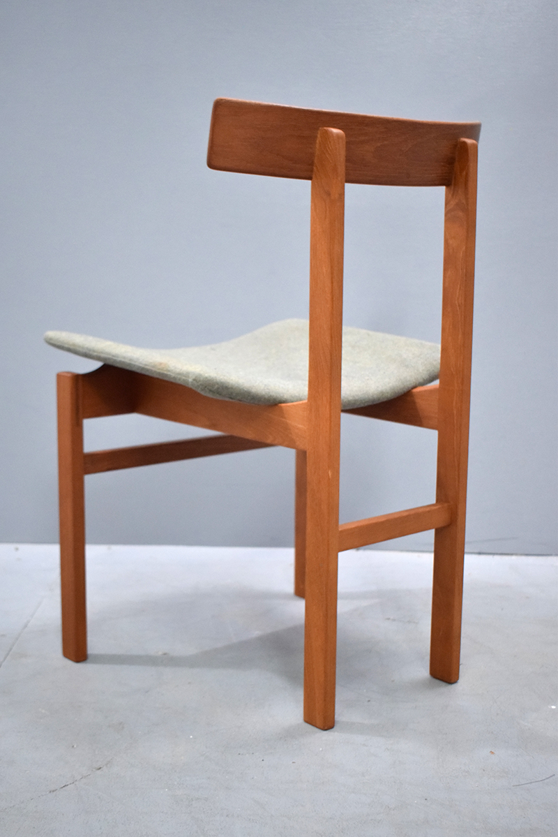 Set of 4 Inger Klingenberg dining chairs FD193 France son