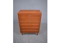 Danish design chest of 6 drawers with lip handles.