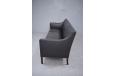 Black leather midcentury design black leather sofa made by Jacob Kjaer