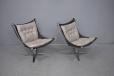 Pair of vintage falcon chairs in new grey leather produced 1971 by Vante Norway