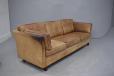 The sofa frame can be completely dismantled for transport / delivery.