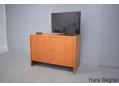 Hans Wegner design 2 door cabinet | Teak