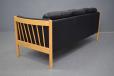 3 Seater black leather sofa with beech frame | Stouby - view 9
