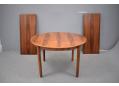 Vintage roundextending dining table in rosewood. Johannes Andersen design