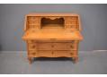 Writing bureau in solid oak with drop-down desk & 4 drawers.