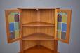 Shelves inside are easy to arrange in different positions by moving the support pins