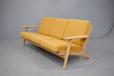 Vinatge oak frame 'Plank' sofa model GE290/3 | Hans Wegner - view 2