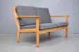 Vintage oak frame GE265 sofa designed by Hans Wegner  - view 5