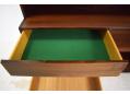 The drawers run smoothly and are easy to open & close.