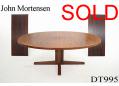 John Mortensen oval dining table | Pedestal leg