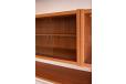 Modular teak PS System with display cabinets | Prebend Sorensen - view 10