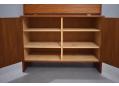 Internal shelving in contrasting maple. All shelves are adjustable / removable