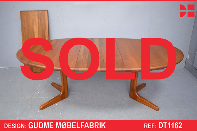 Solid teak oval dining table by Gudme Mobelfabrik