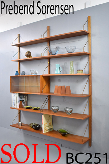 PS system with 10 shelves & 1 cabinet | Prebend Soresen