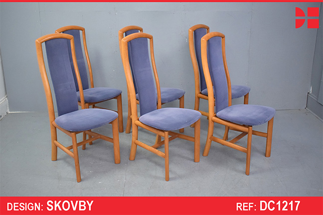 Set of 6 high back cherry dining chairs by Skovby