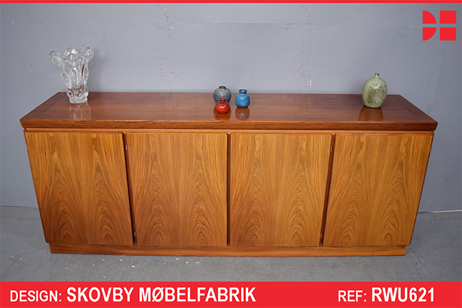 Large rosewood sideboard produced by Skovby Mobefabrik
