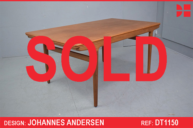 Vintage teak dining table with 2 pull out leaves | Johannes Andersen design