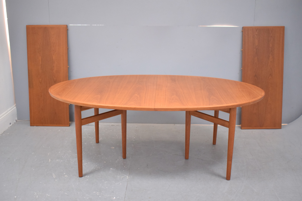 Arne vodder table sales