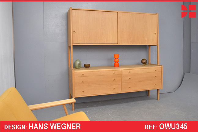 Hans Wegner design RY20 light oak wall unit | Ry Mobler